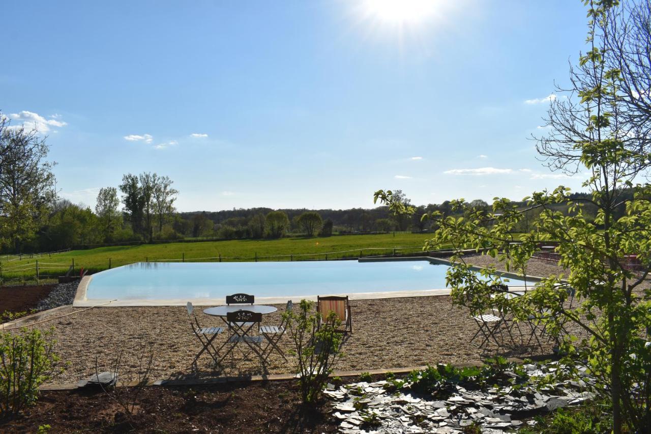 Ecuries de Saint Maurice Bed & Breakfast Lacapelle-Marival Exterior foto