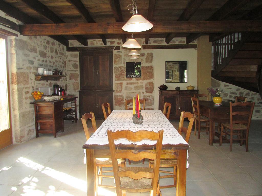 Ecuries de Saint Maurice Bed & Breakfast Lacapelle-Marival Exterior foto