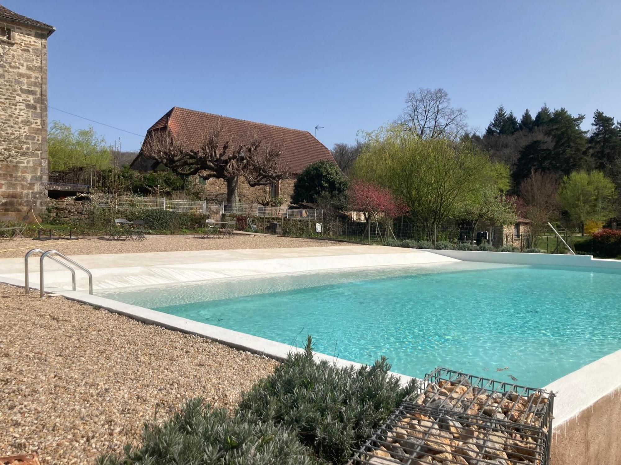 Ecuries de Saint Maurice Bed & Breakfast Lacapelle-Marival Exterior foto