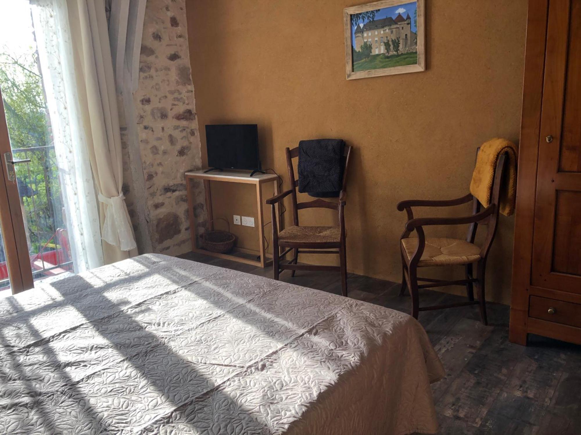Ecuries de Saint Maurice Bed & Breakfast Lacapelle-Marival Exterior foto