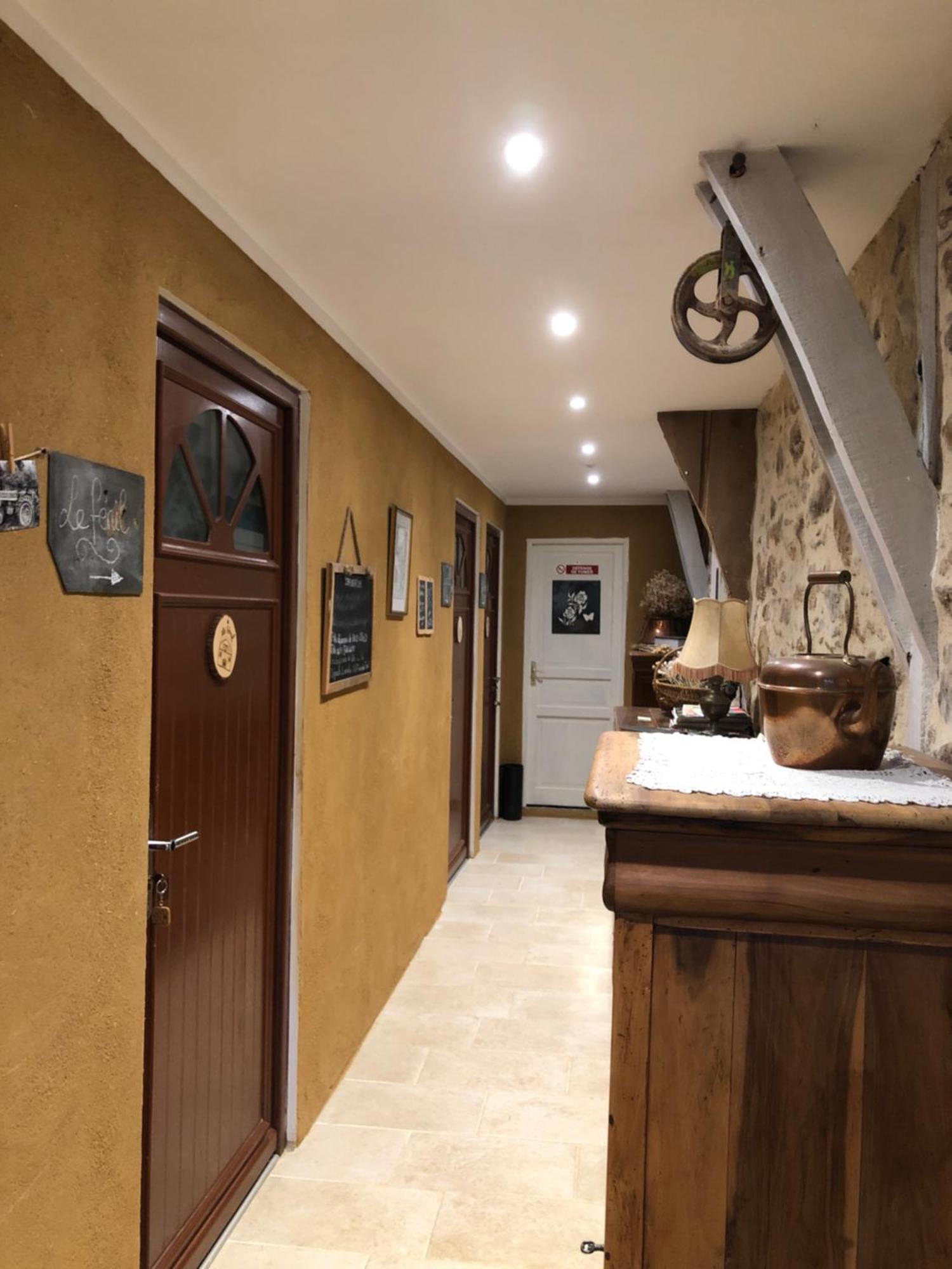 Ecuries de Saint Maurice Bed & Breakfast Lacapelle-Marival Exterior foto
