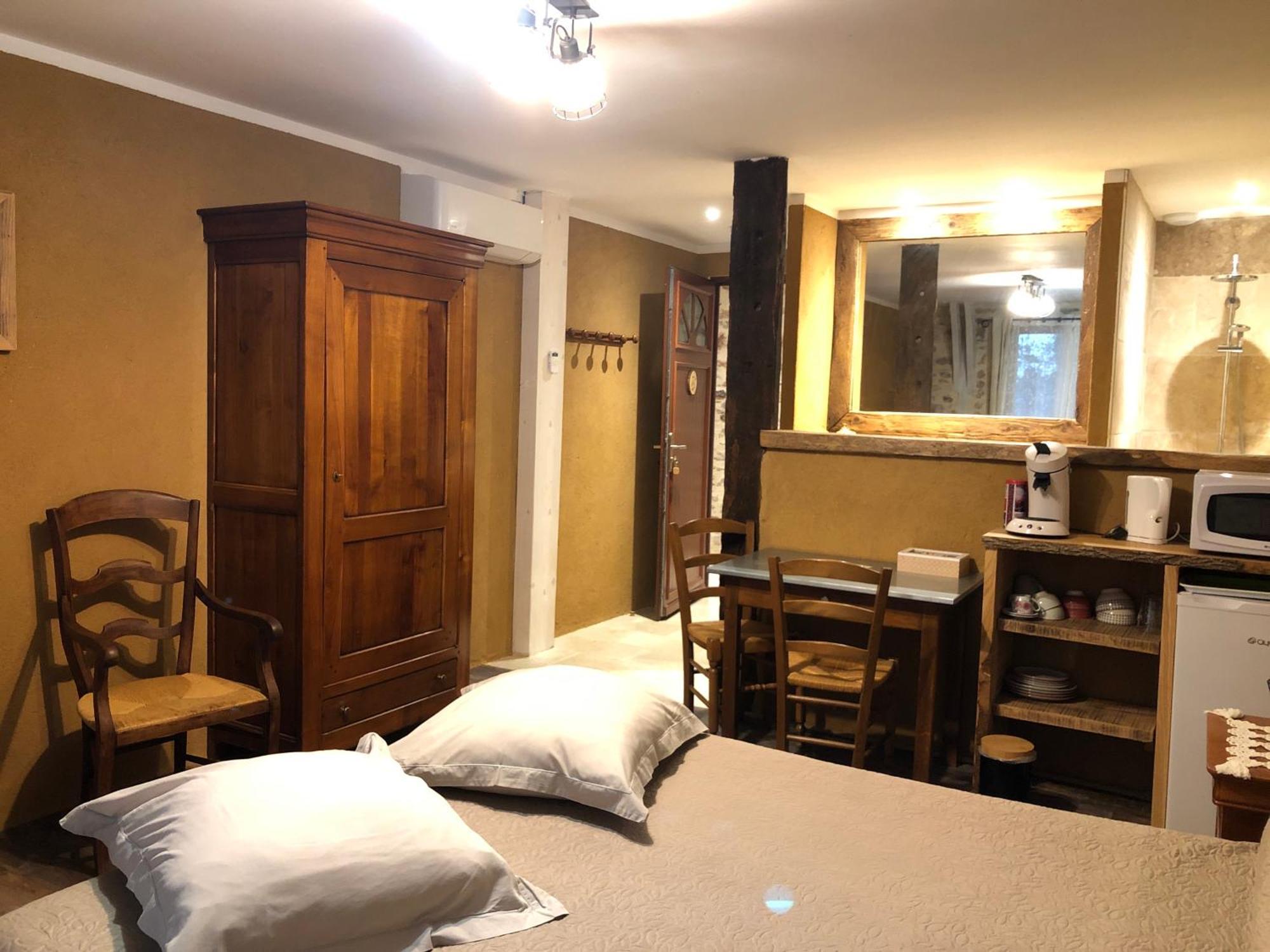 Ecuries de Saint Maurice Bed & Breakfast Lacapelle-Marival Exterior foto