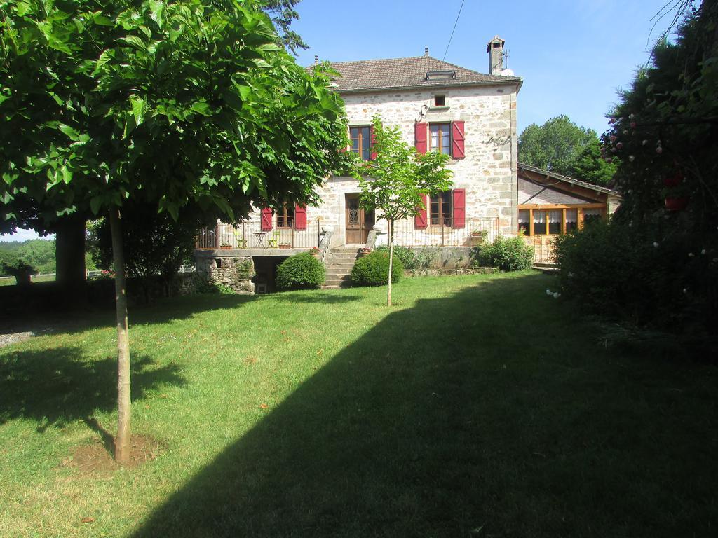 Ecuries de Saint Maurice Bed & Breakfast Lacapelle-Marival Exterior foto