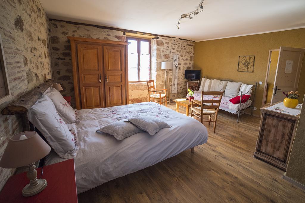 Ecuries de Saint Maurice Bed & Breakfast Lacapelle-Marival Exterior foto