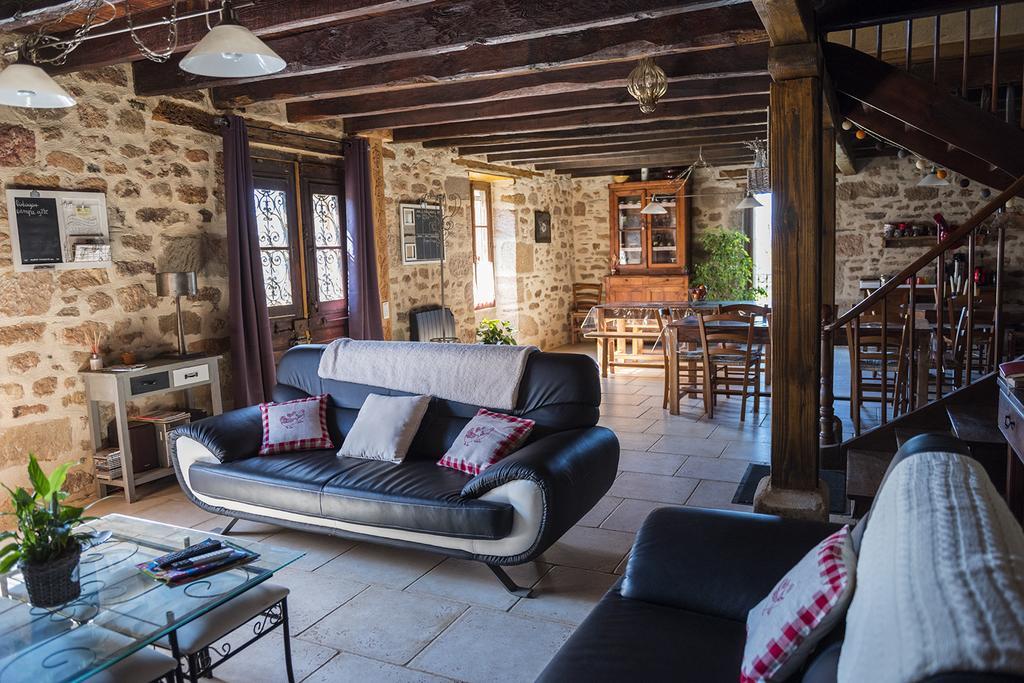 Ecuries de Saint Maurice Bed & Breakfast Lacapelle-Marival Exterior foto
