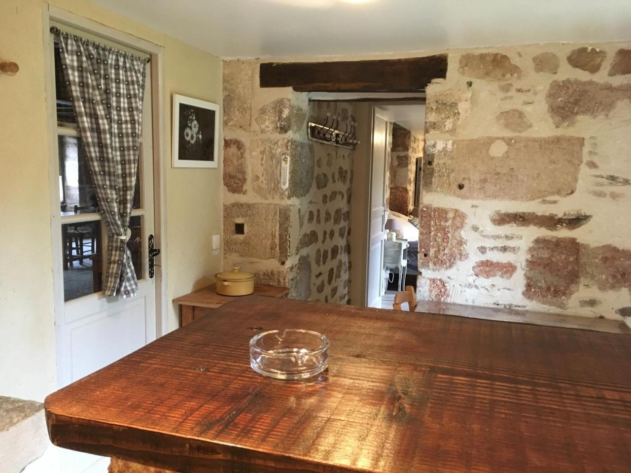 Ecuries de Saint Maurice Bed & Breakfast Lacapelle-Marival Exterior foto
